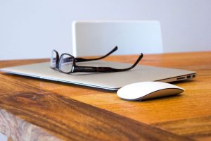 南京市秦淮区健万淘百货销售中心与樊小童南京君来健康信息咨询有限公司侵害经营秘密纠纷一审民事判决书