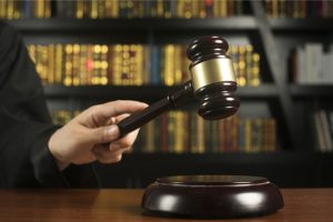 上海酬信化工有限公司与上海轩尼化工有限公司王秉楠侵害经营秘密纠纷一审民事裁定书